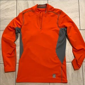 Nike-Pro Combat Pullover